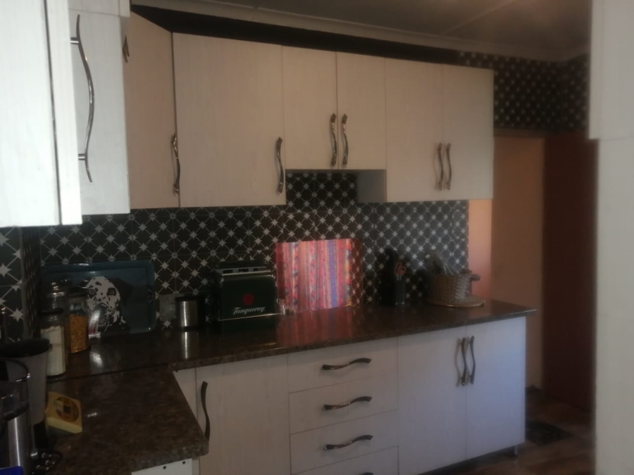 4 Bedroom Property for Sale in Amalinda Eastern Cape
